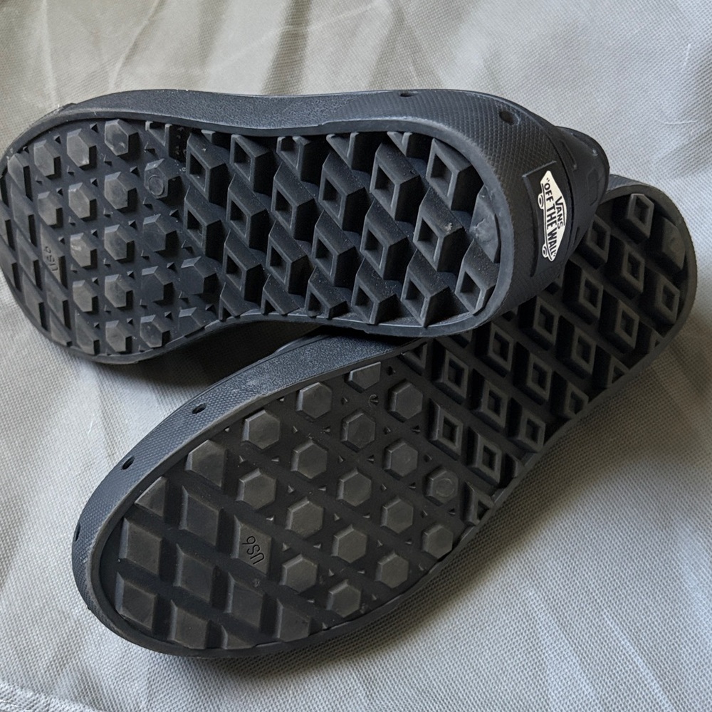 Vans Men's Black Cut-Out Slip-On Loafers - Picture 3 of 4
